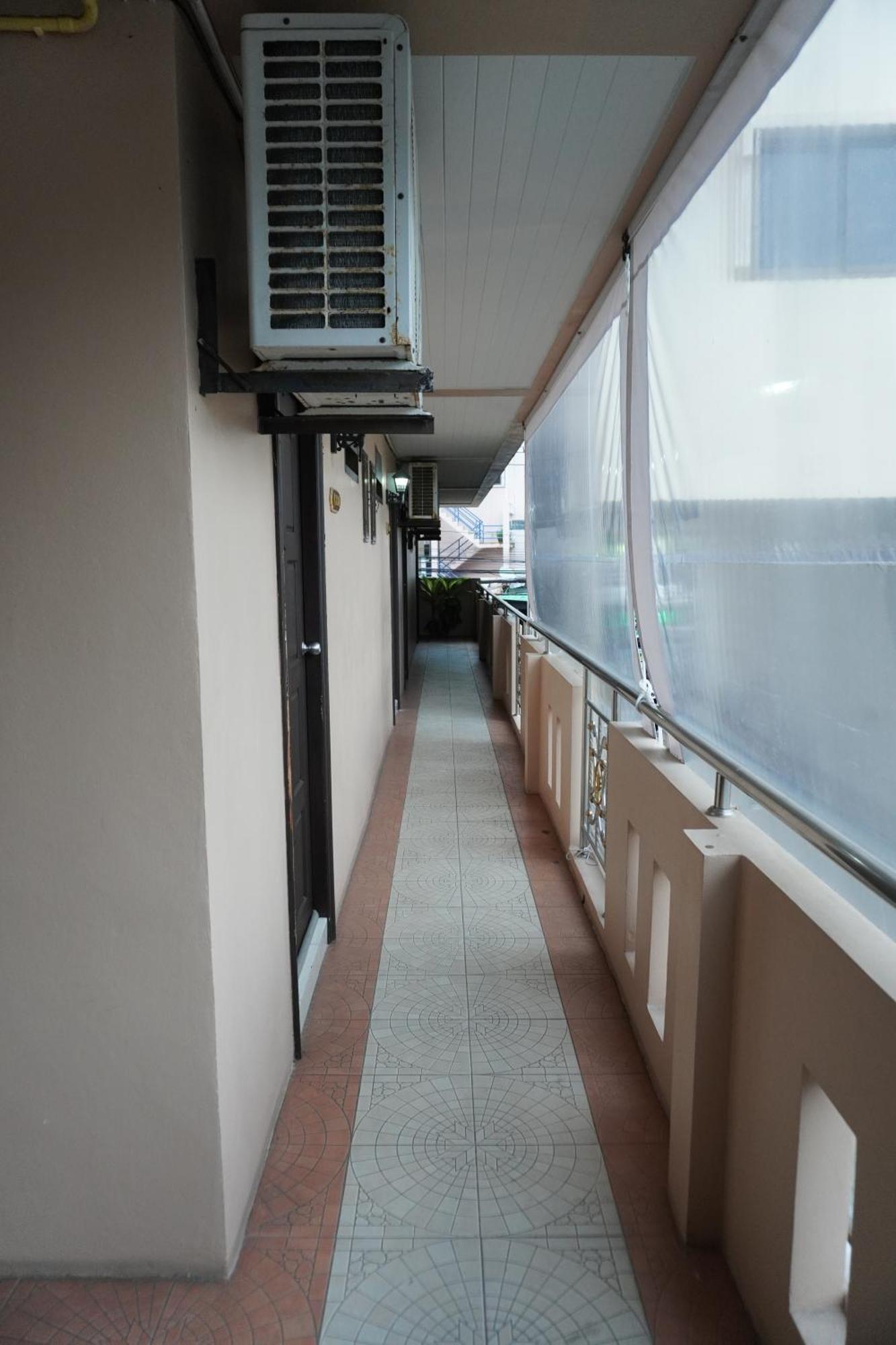 Centre Point Nanai Patong Exterior foto